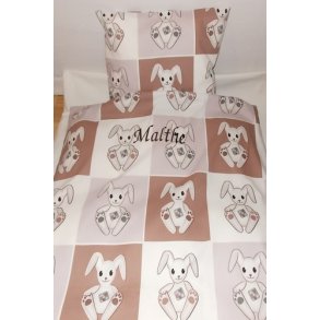 Junior sengetj med Kaniner navn & dato.