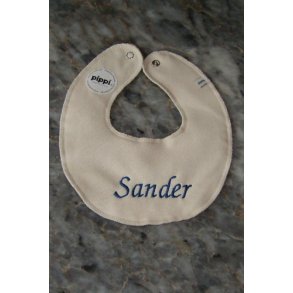 Rhvid hagesmk med navn.