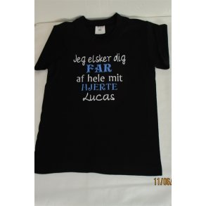 Sort T-Shirt. Jer elsker dig Far.