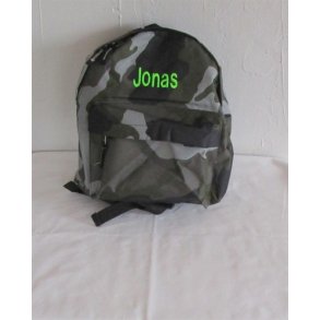 Lille camouflage rygsk med navn.