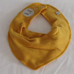 Carrygul  trkldesmk med navn.