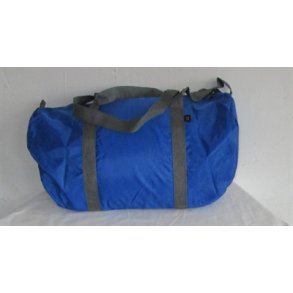 Coboltbl sportstaske med navn.