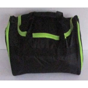 Sportstaske sort med navn.