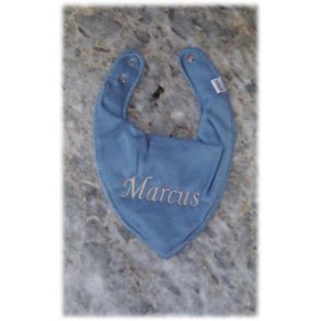 Stvet bl trkldesmk med navn.