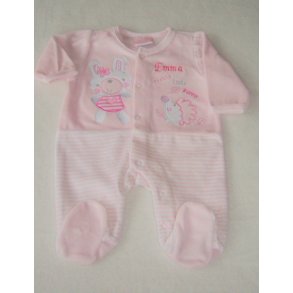 Lyserd heldragt med navn.