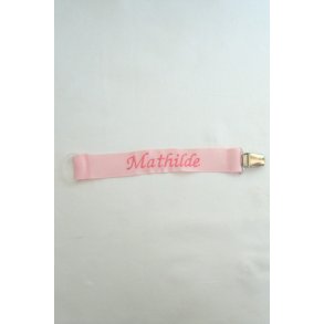 Lyser�d sutteholder med navn.