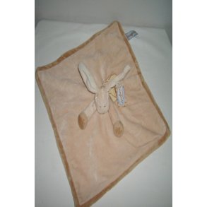 Beiges Nusseklud Kanin med alle dataer.