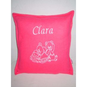 Mrk pink pude med alle data.