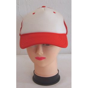 R�d Trucker Caps med navn.