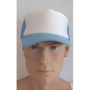 Lysebl� Trucker Caps med navn.